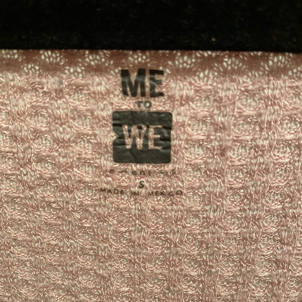 Sweater/shirt - Picture 2 of 2